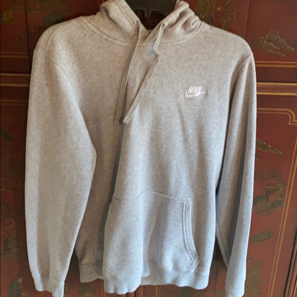 Nike sweatshirt